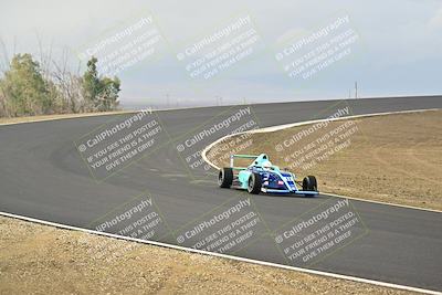 media/Jan-26-2025-CalClub SCCA (Sun) [[cfcea7df88]]/Group 2/Race/